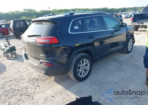 2015 Jeep Cherokee Latitude z USA, uszkodzony, nr VIN 1C4PJMCS6FW774940